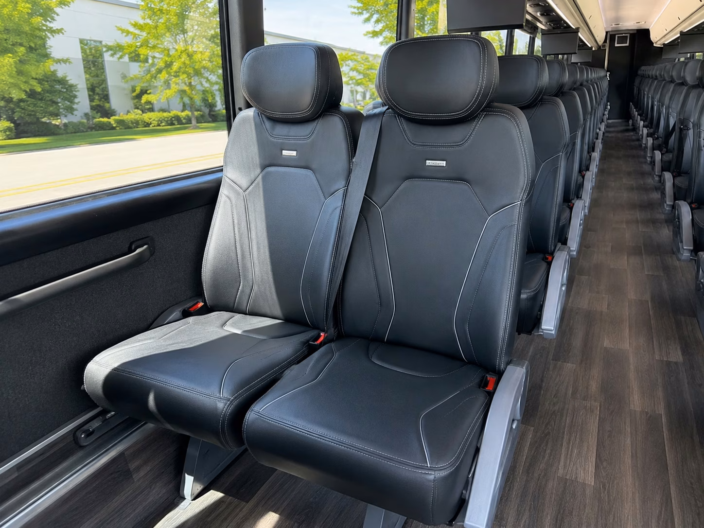 charter bus rentals to greenville barn and vineyard weddings
