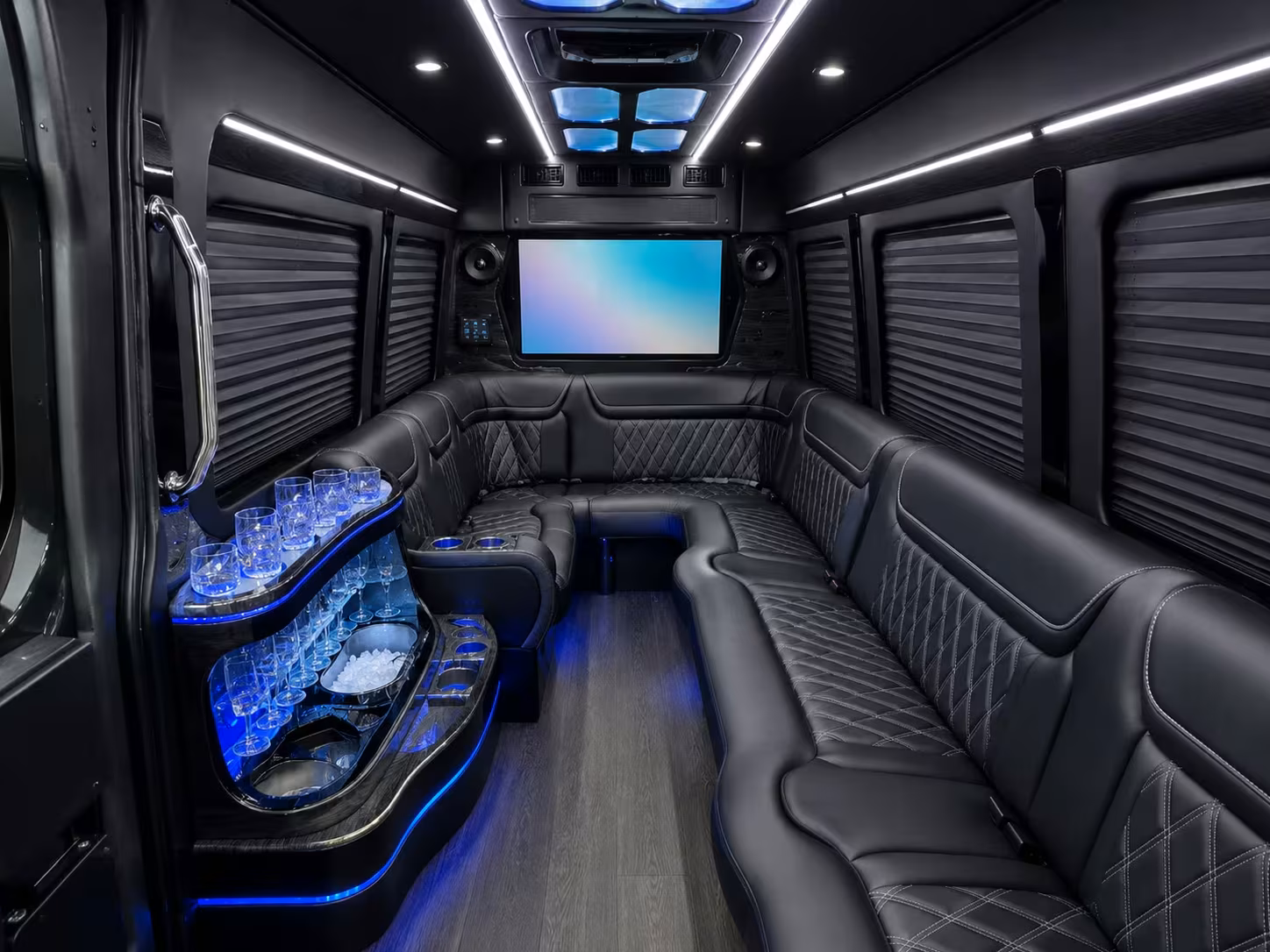 greenville prom transportation to soby s and the convention center